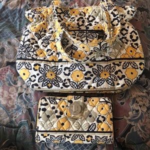 (2) Piece Vera Bradley - Laura - Go Wild